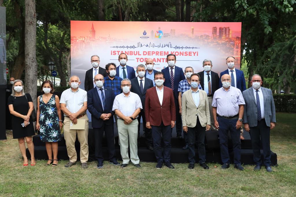 İmamoğlu'ndan Kanal İstanbul tepkisi: Depremden sonra ikinci tehdittir