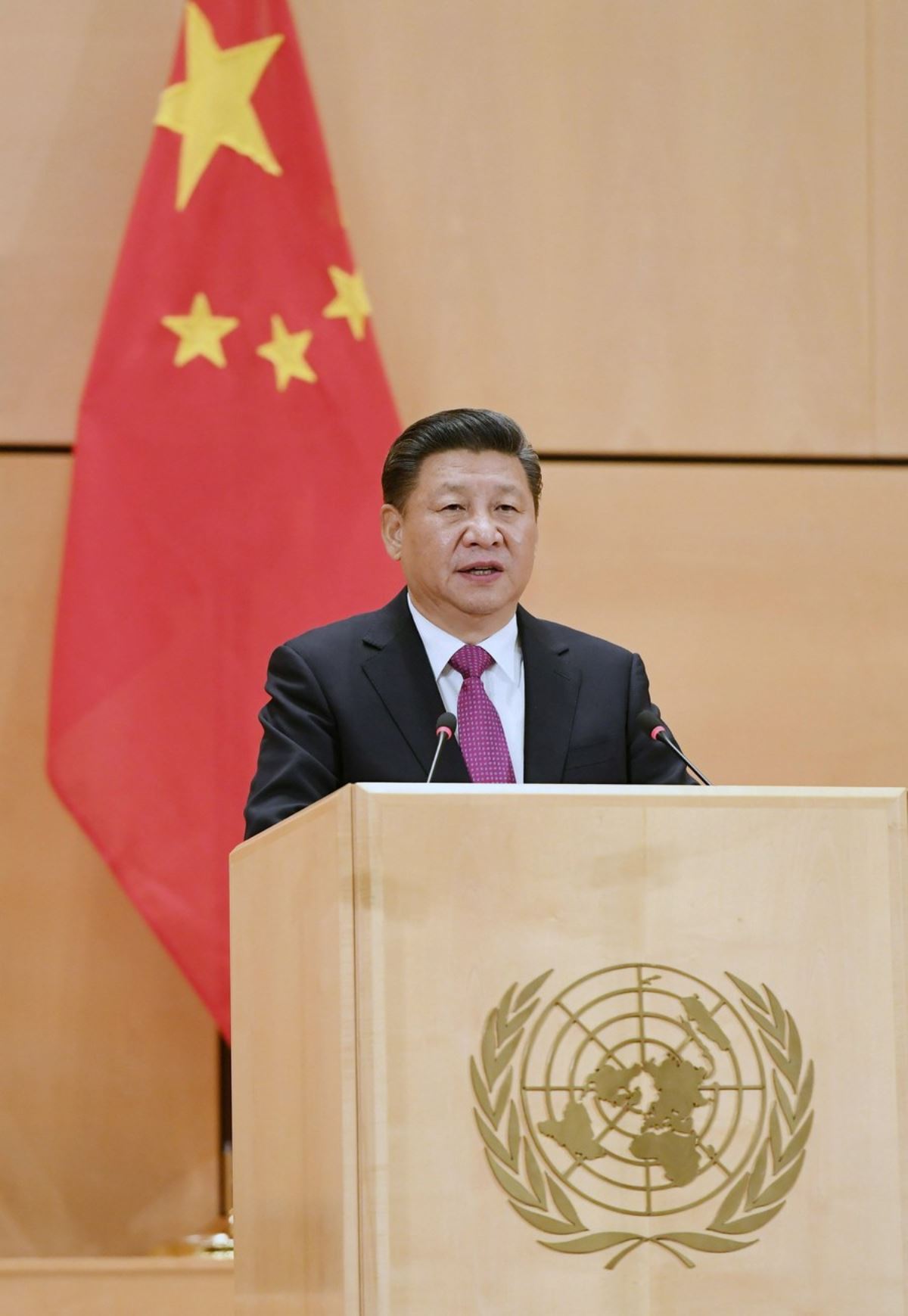 ÇKP'nin yeni yolculuğunun lideri, Xi Jinping