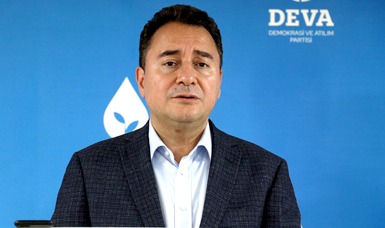 Ali Babacan'ın acı günü