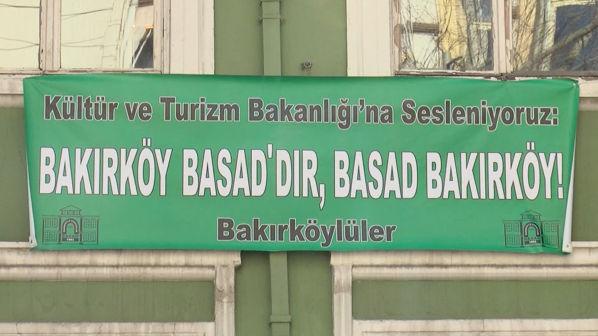 BASAD binası protestolar arasında tahliye edildi