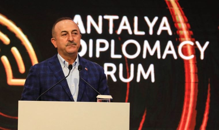 Son Dakika: Çavuşoğlu açıkladı: Rusya ve Ukrayna dışişleri bakanlarıyla Türkiye'de üçlü zirve yapılacak