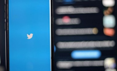 Twitter, tweetlerin altında bir istatistiği daha göstermeye başladı