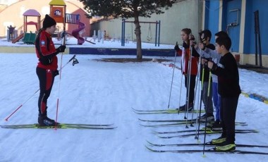 Milli kayakçı Zozan Malkoç, kız çocuklarına umut oluyor: 'Geleceğin milli sporcularını hazırlıyorum'