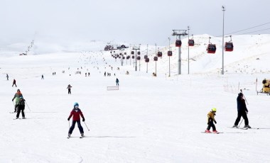 Kayak merkezlerinde en fazla kar kalınlığı Hakkari'de ölçüldü (19 Mart 2024)