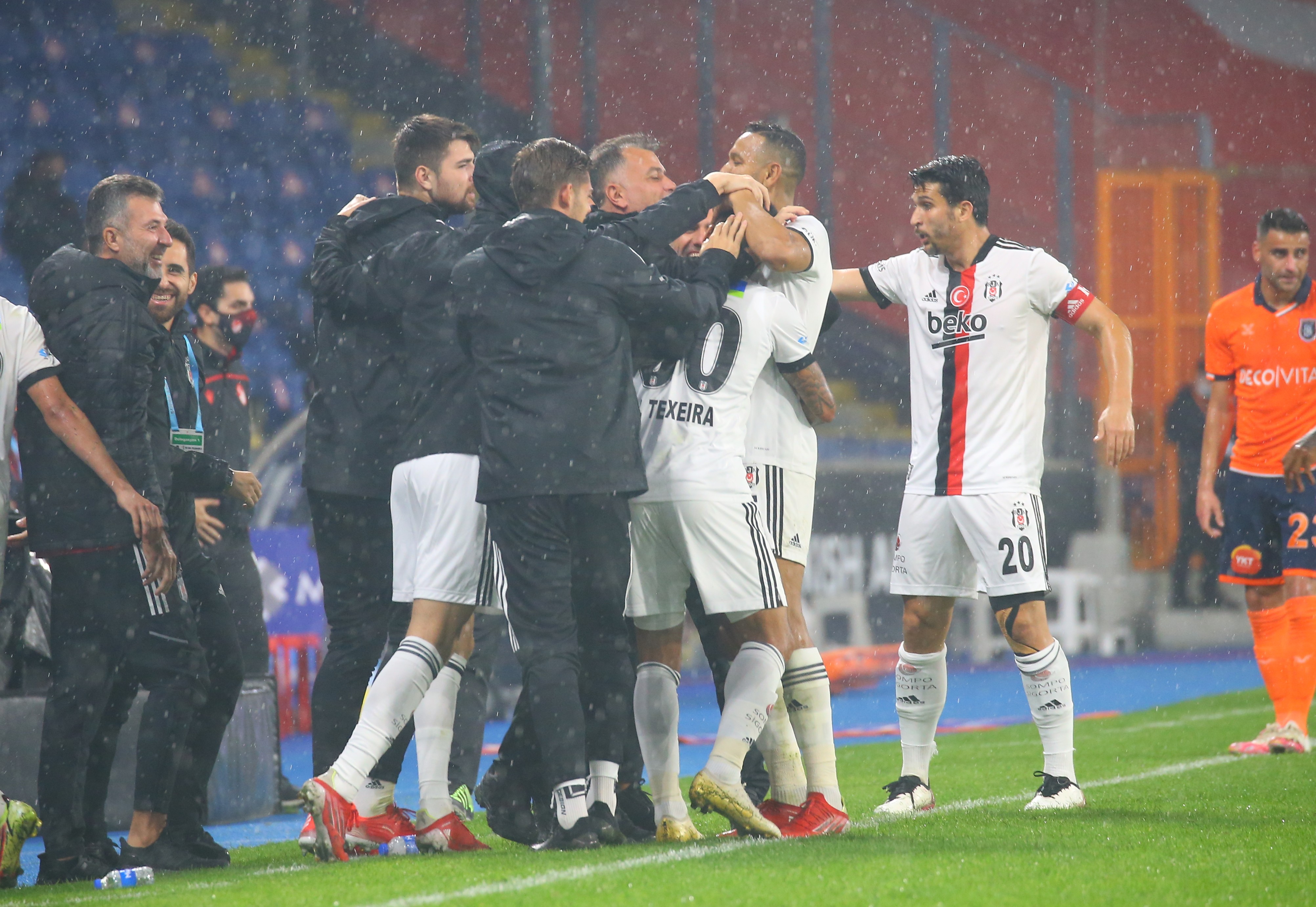 Beşiktaş, Avrupa sahnesinde ilk puanını almak istiyor