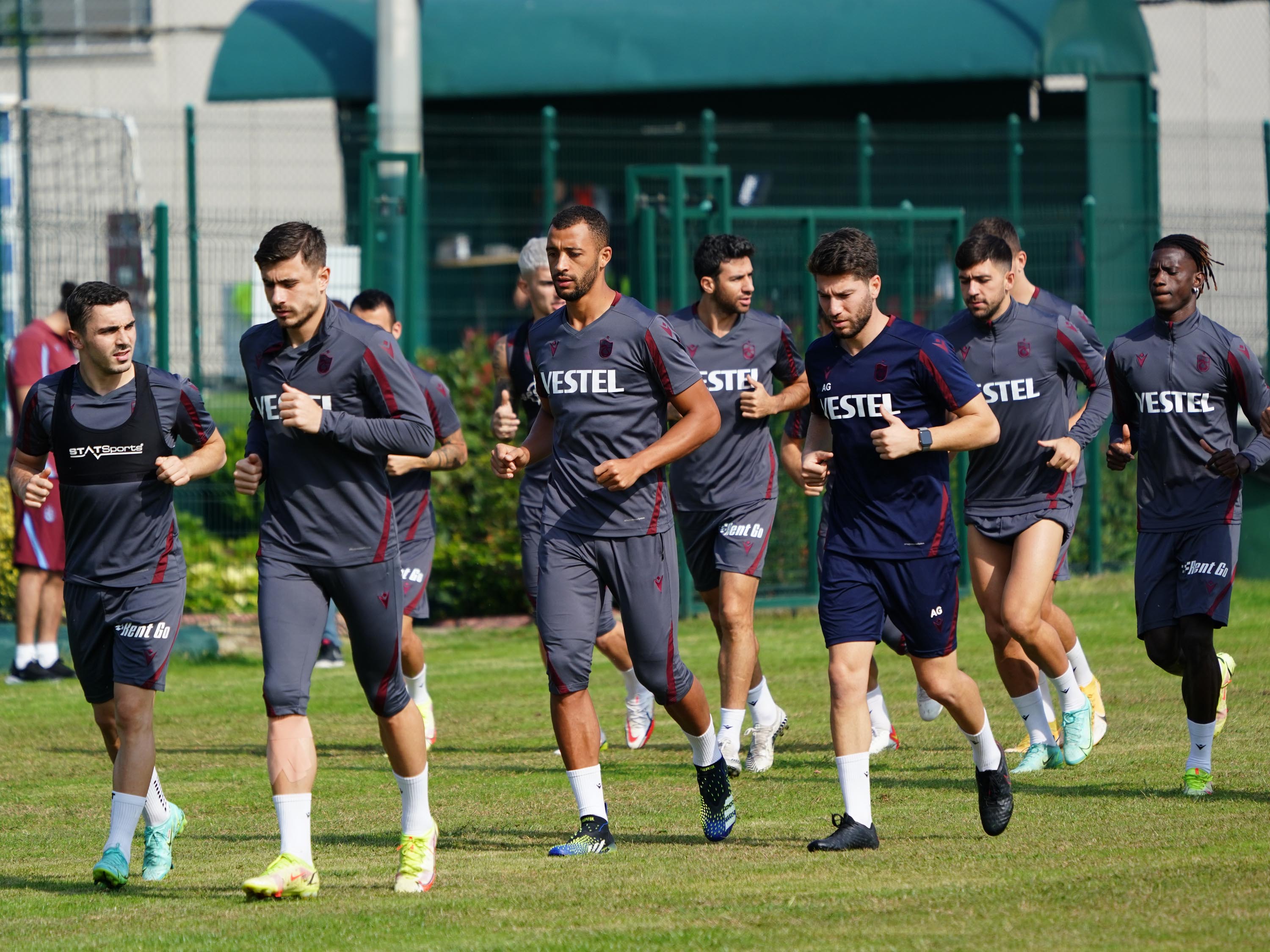 Gazeteci Mehmet Demirkol'dan Trabzonspor-Fenerbahçe karşılaştırması