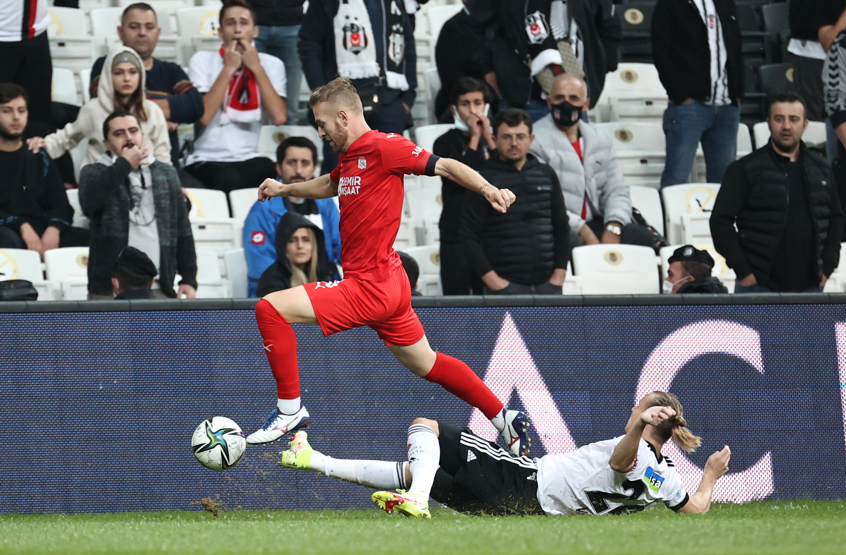 Beşiktaş Vida varken gol yemiyor