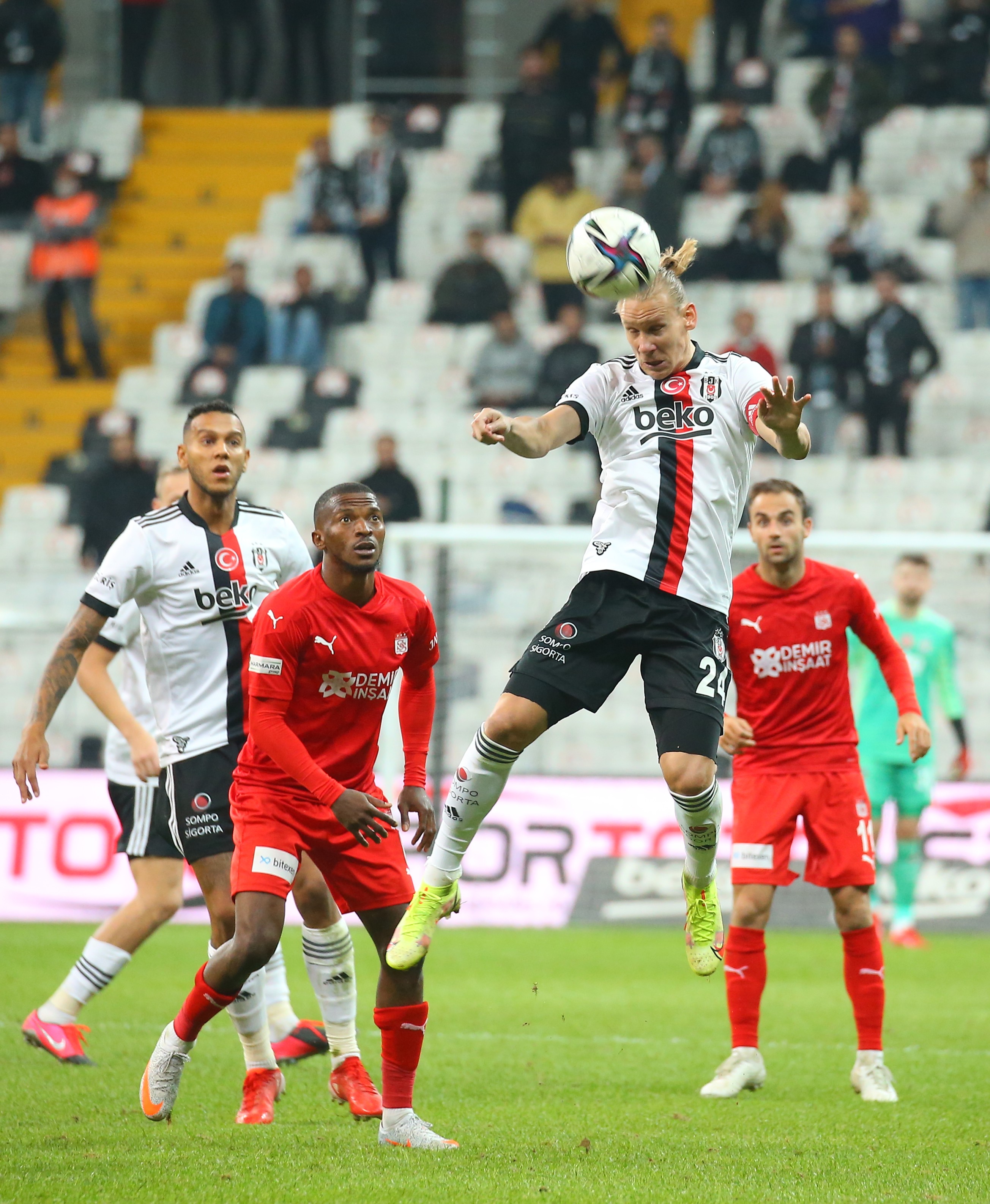 Beşiktaş Vida varken gol yemiyor