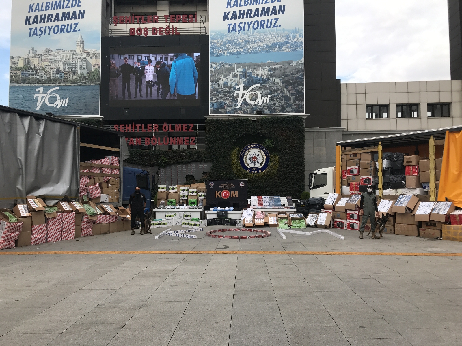 İstanbul’da kaçakçılık şebekesine operasyon: 26 gözaltı