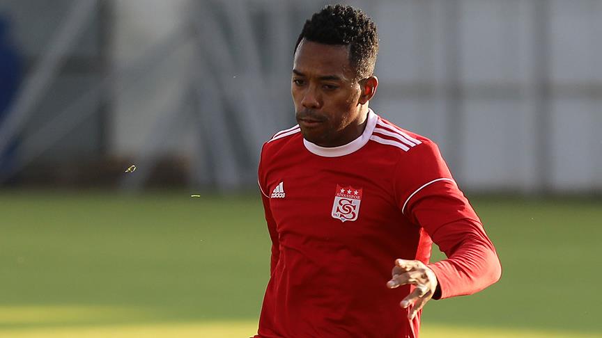 Süper Lig'in eski yıldızı Robinho'dan Manchester United itirafı