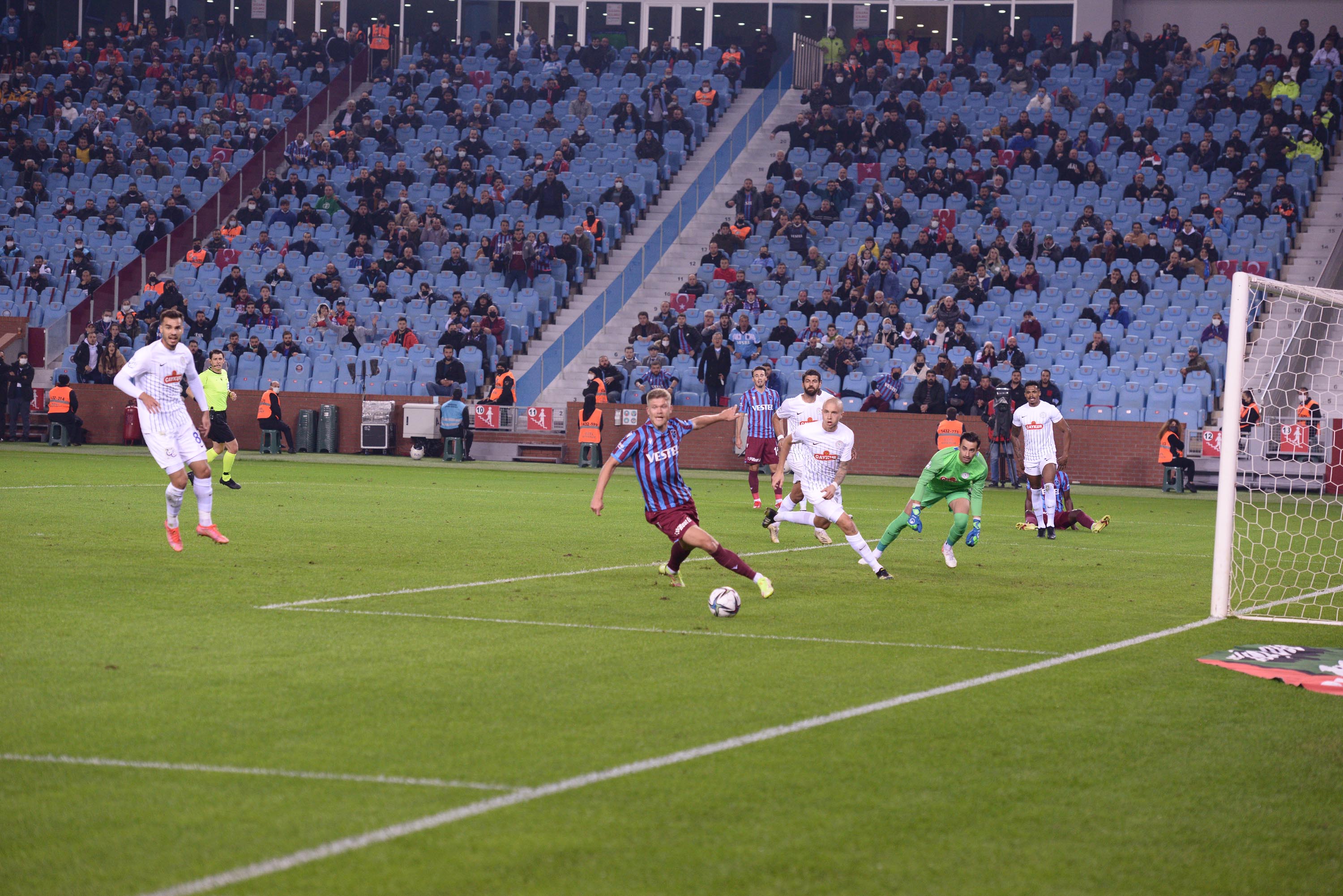 Trabzonspor, Rizespor'u mağlup etti! | Trabzonspor 2-1 Çaykur Rizespor