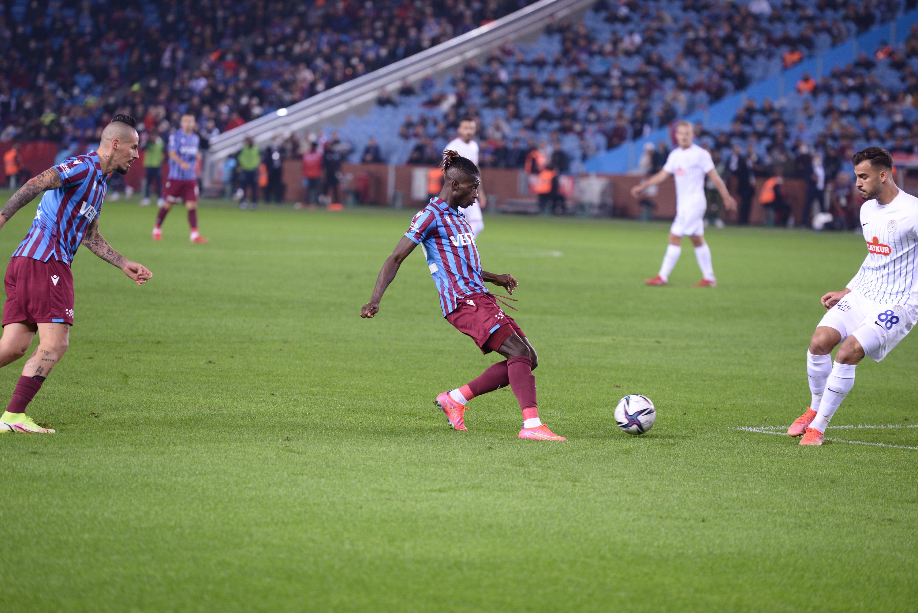 Trabzonspor, Rizespor'u mağlup etti! | Trabzonspor 2-1 Çaykur Rizespor