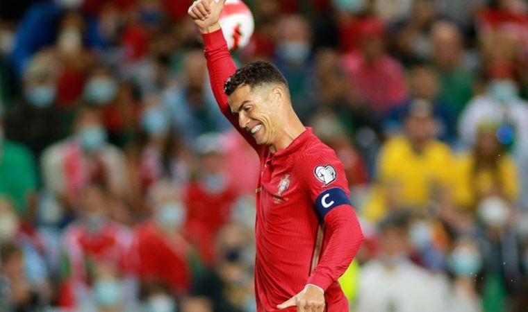 Cristiano Ronaldo'nun paylaşımı sosyal medyada ses getirdi