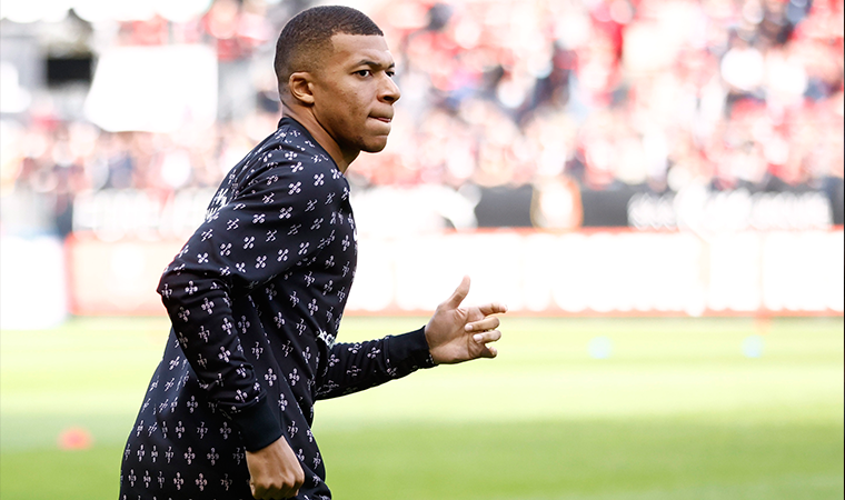 Mbappe, PSG ile yazın yaşadığı transfer krizinin detaylarını açıkladı