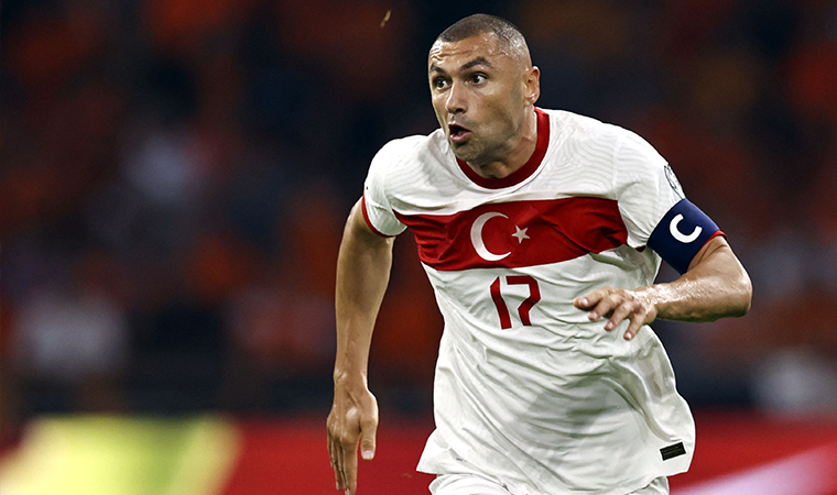 A Milli futbolcu Burak Yılmaz, Norveç maçı öncesi açıklamalarda bulundu