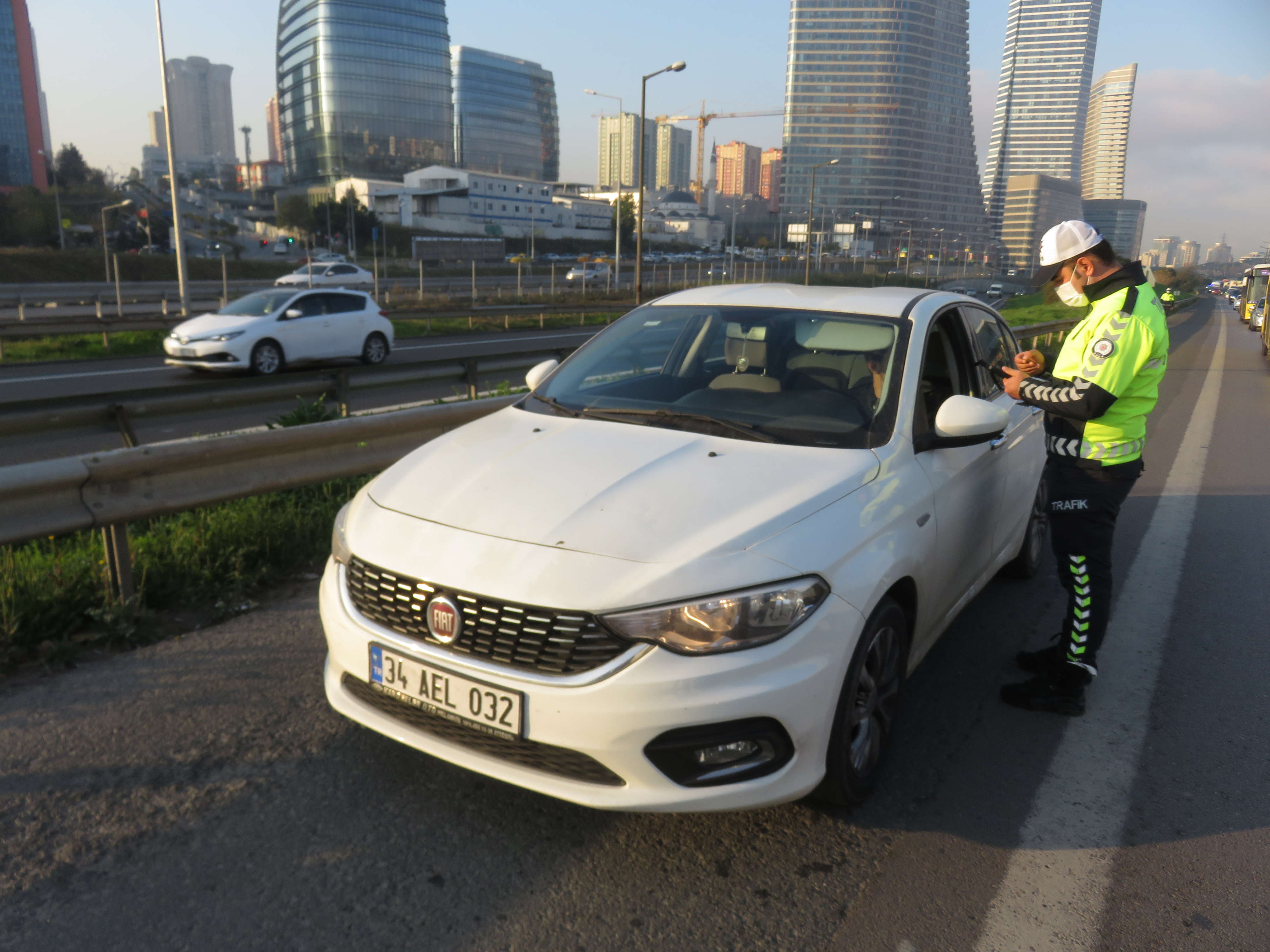 İstanbul'da çakarlı araç denetimi