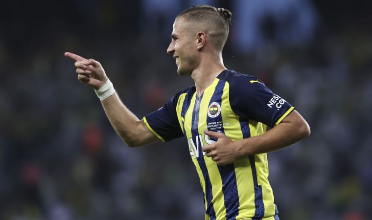 Fenerbahçe'de Pelkas ile yollar ayrılıyor