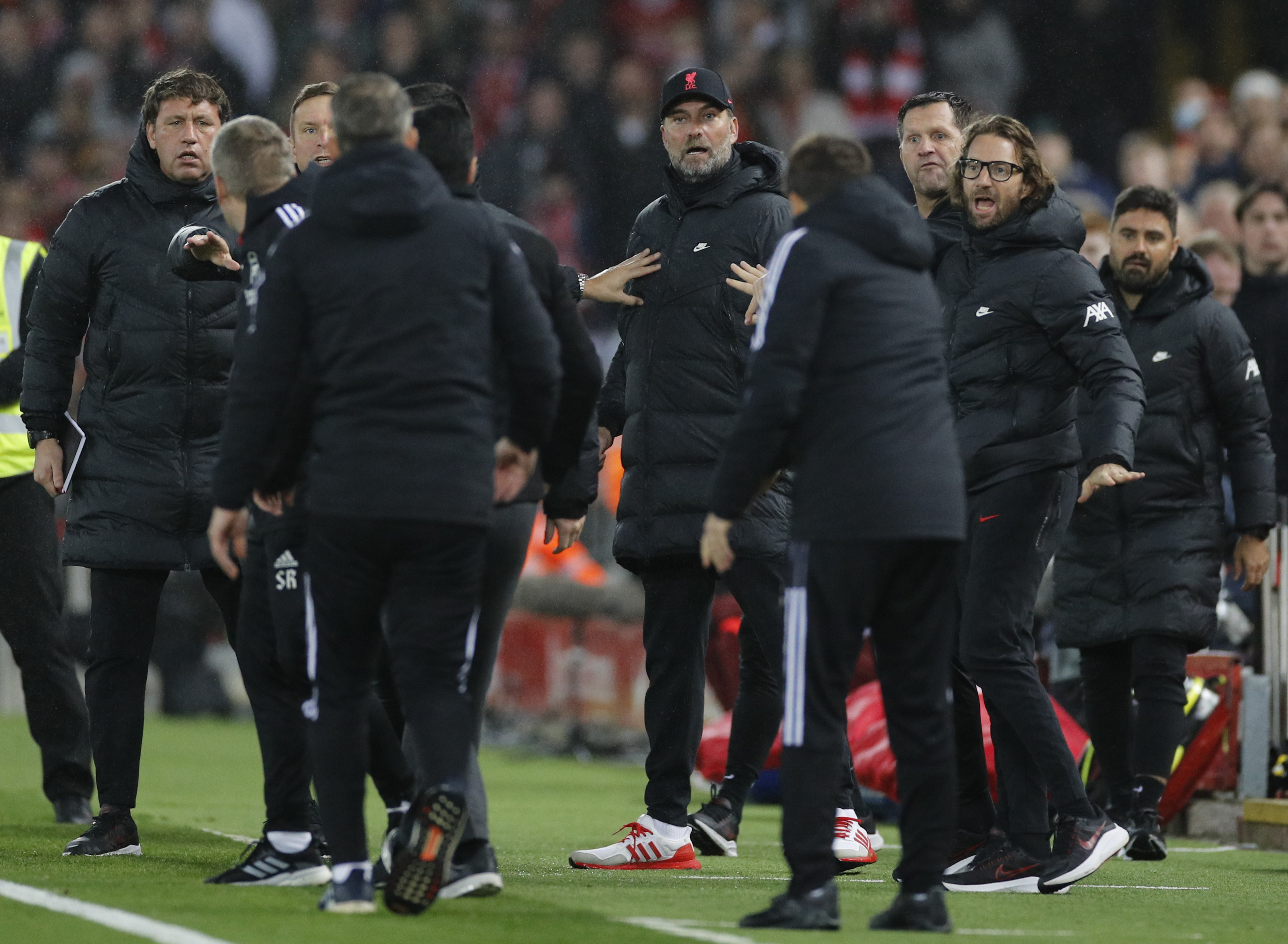 Klopp ve Arteta birbirine girdi!