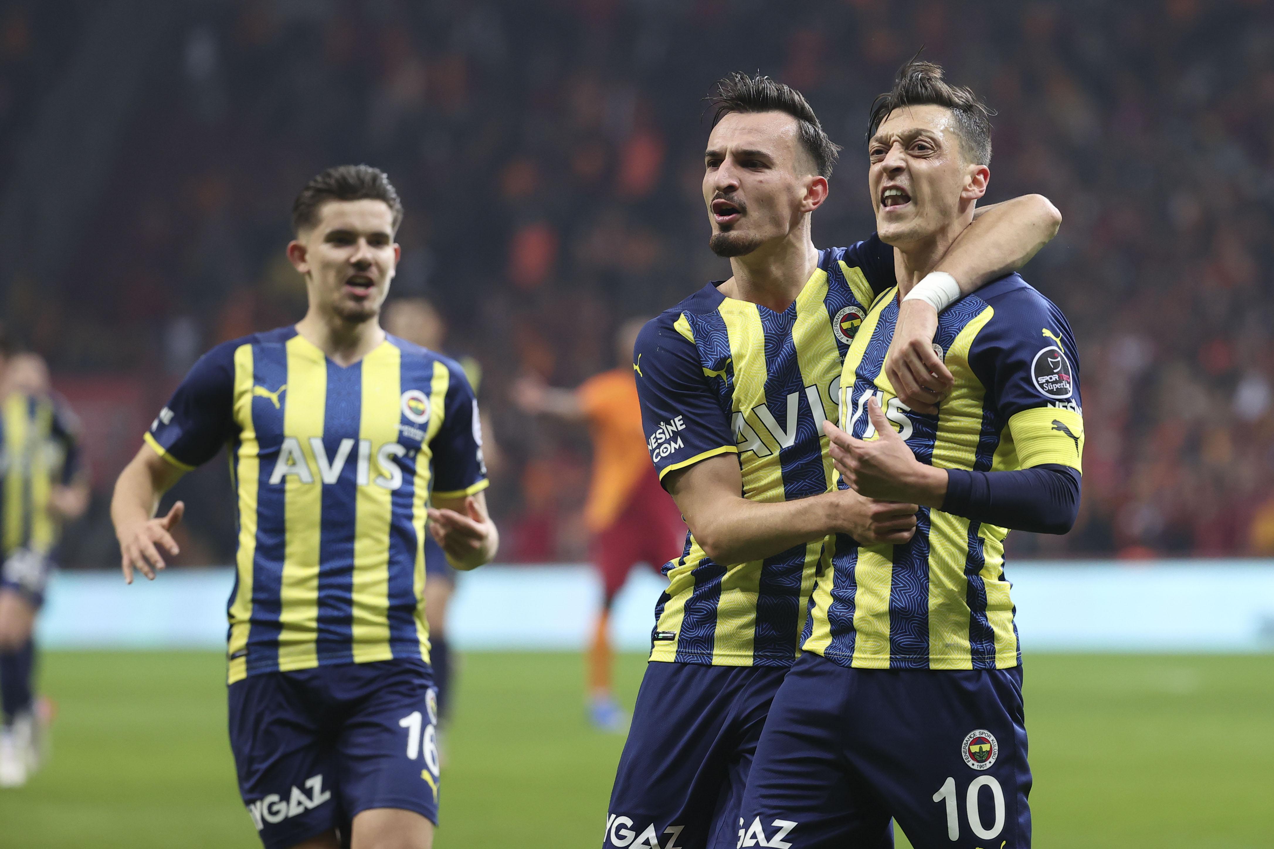 Galatasaray-Fenerbahçe derbisi Avrupa basınında