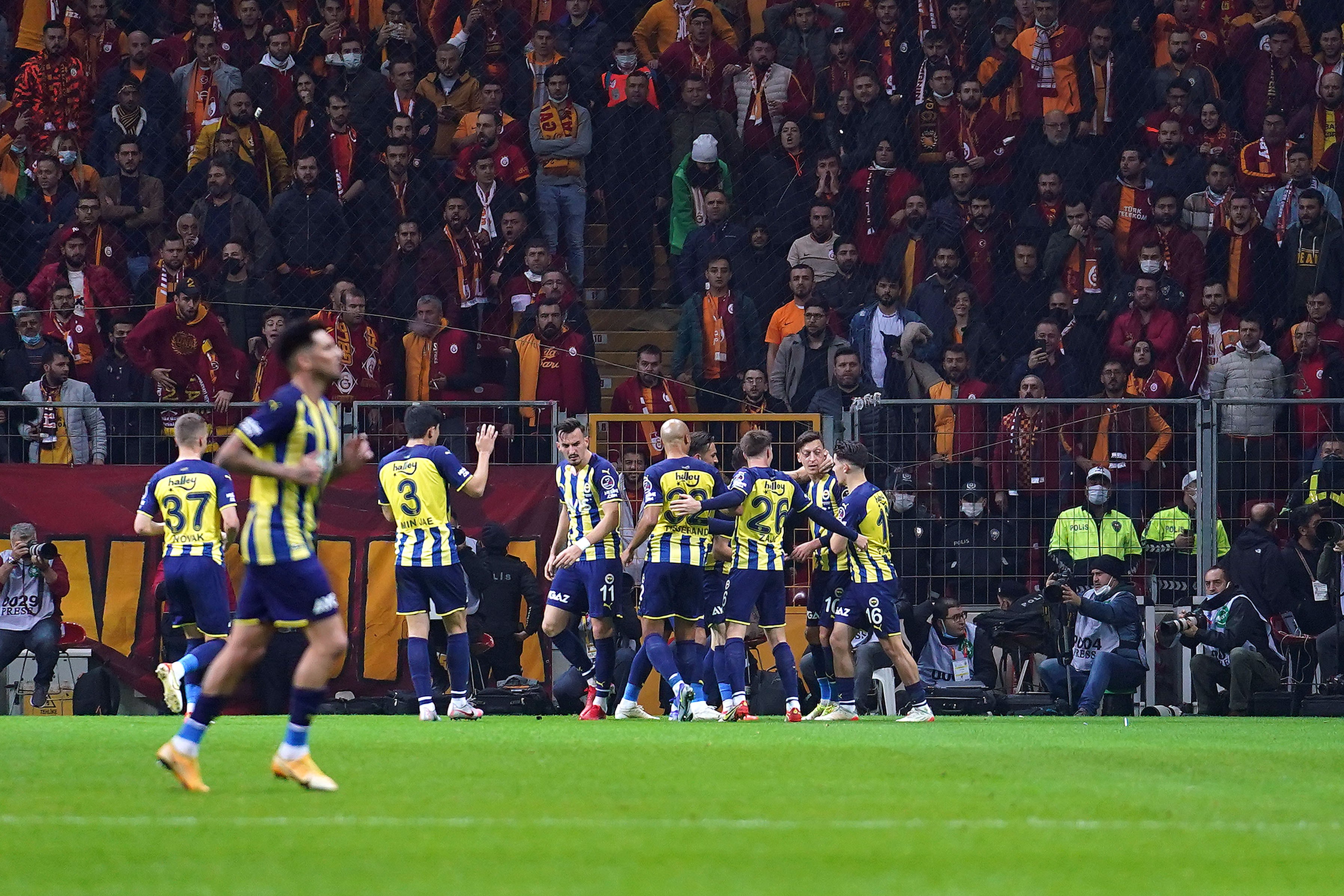 Galatasaray-Fenerbahçe derbisi Avrupa basınında