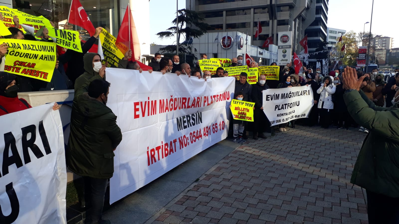 'Evim' mağdurları TMSF önünde eylem yaptı