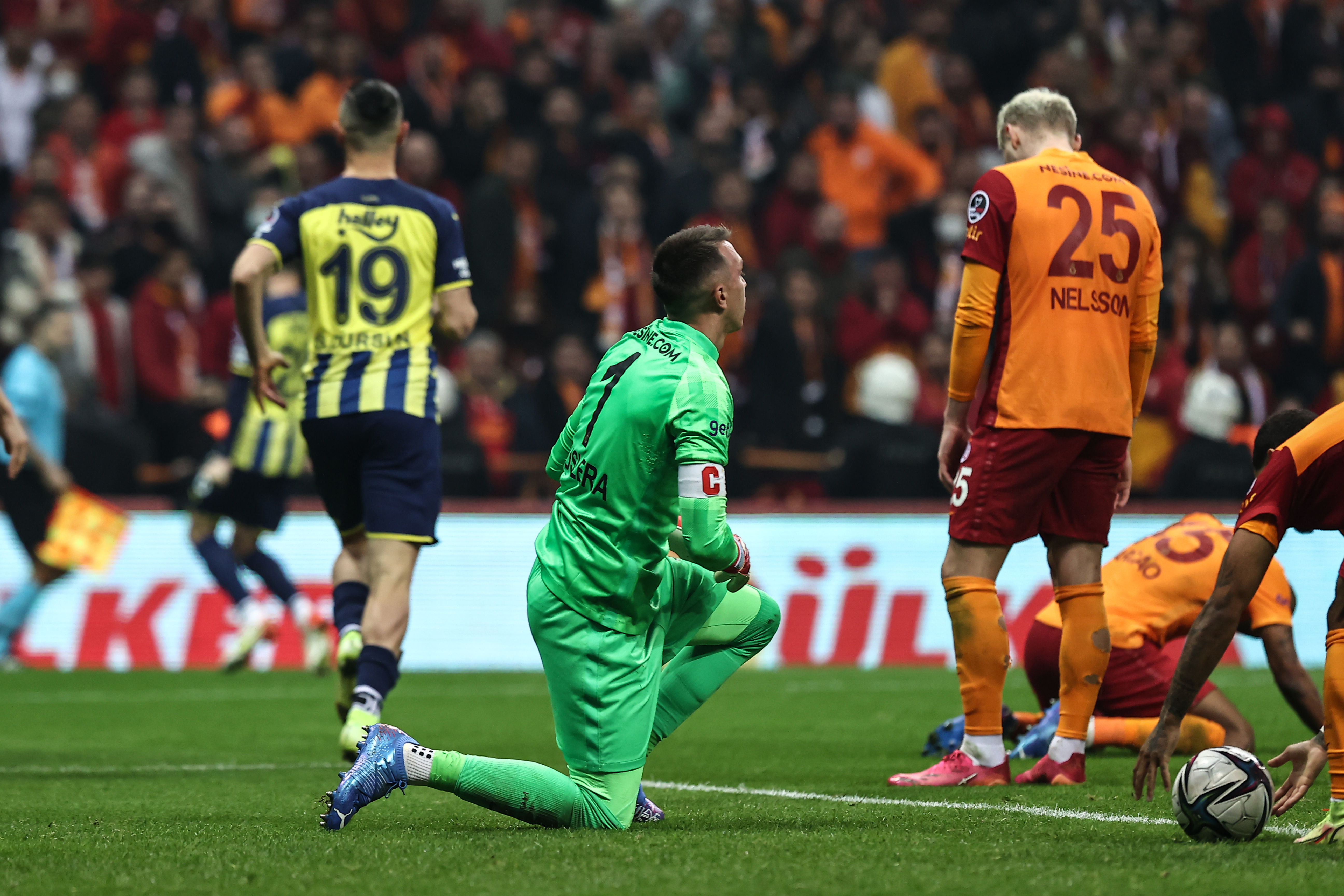 Gazeteci Mehmet Demirkol'dan Galatasaray-Fenerbahçe değerlendirmesi