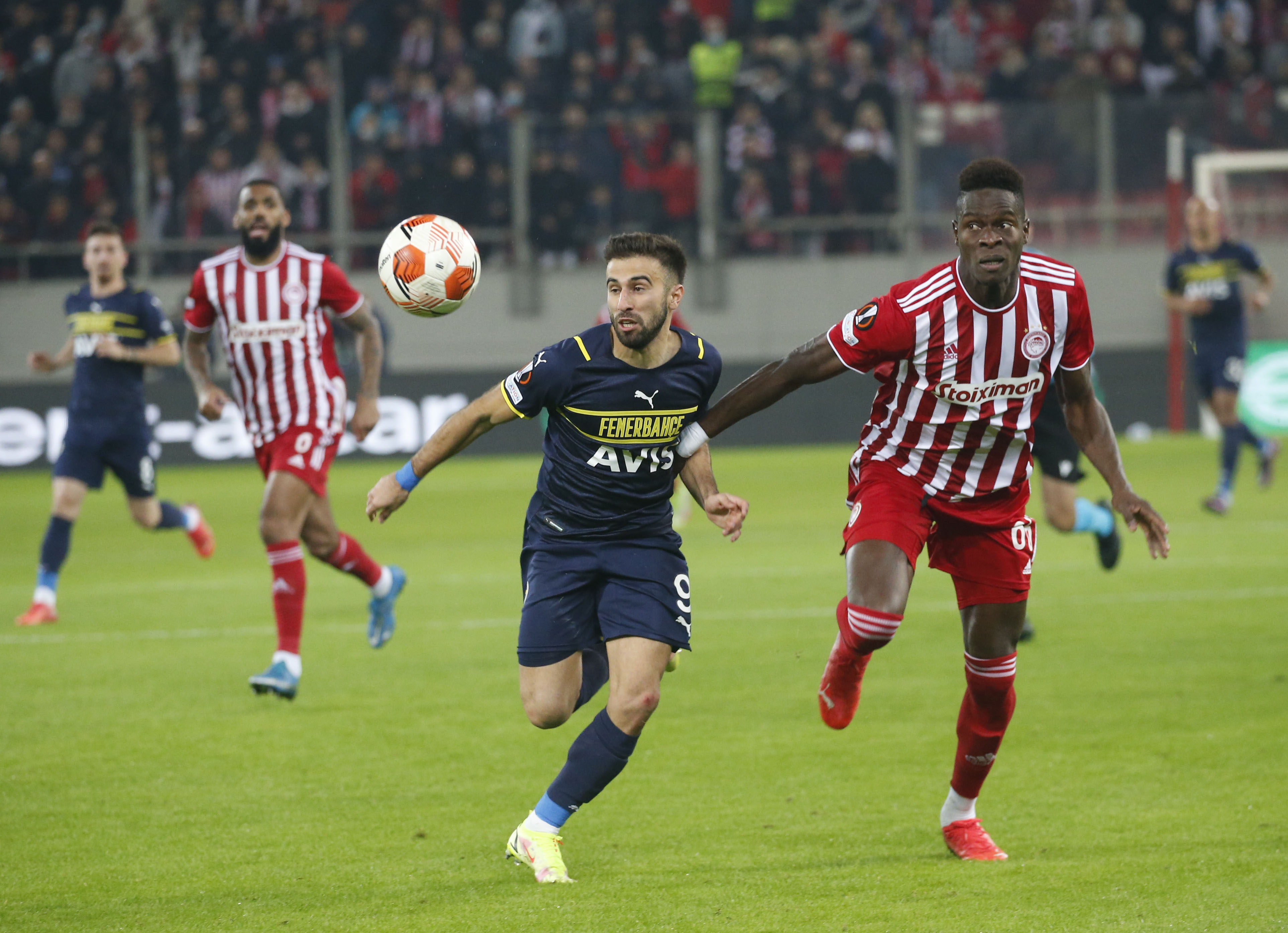 Fenerbahçe son dakikada yıkıldı,  UEFA Avrupa Ligi'ne veda etti | Olympiakos 1-0 Fenerbahçe