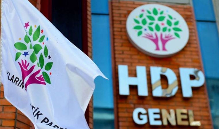 <p>Ayrıca, kararsızlar dağıtıldıktan sonra HDP'nin yüzde 9,6 oranında oy aldığı görüldü.<br></p>