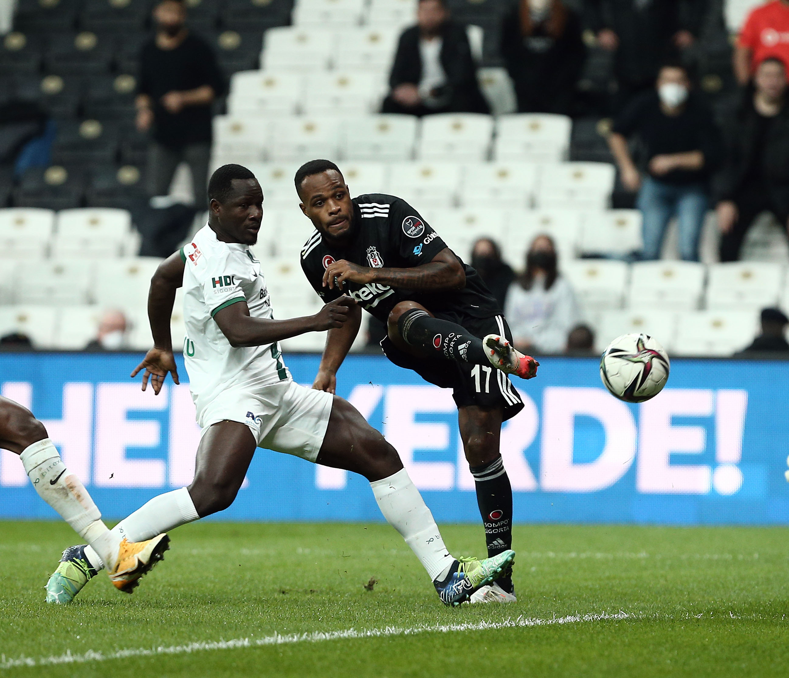 Beşiktaş, Giresunspor'a farklı yenildi! | Beşiktaş 0-4 Giresunspor