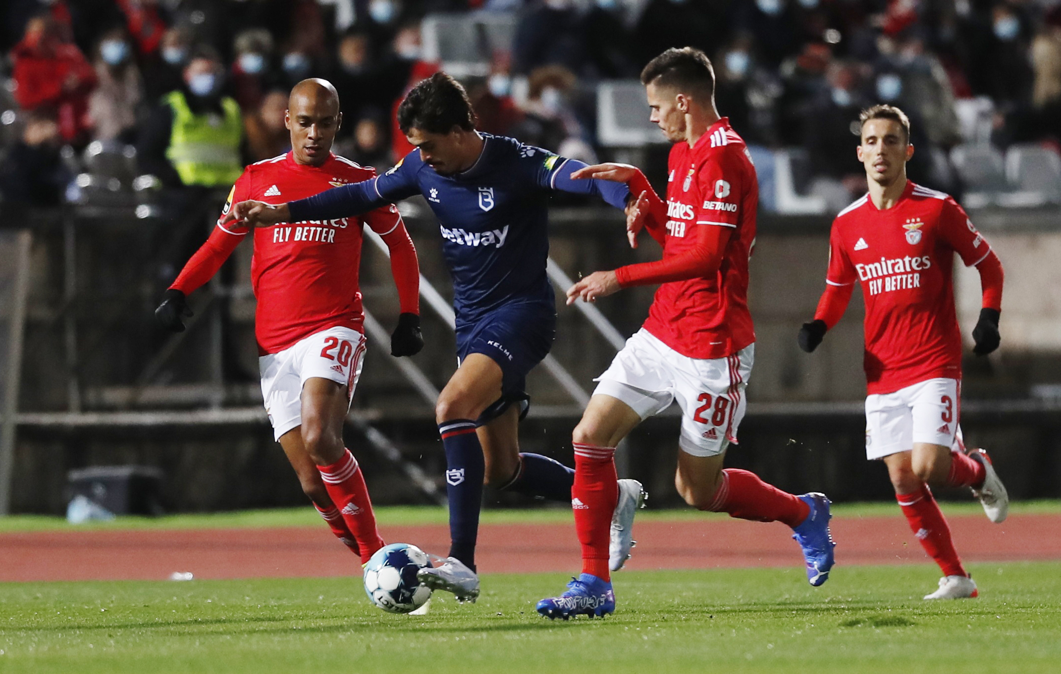 Olaylı Belenenses-Benfica maçından Omicron varyantı çıktı