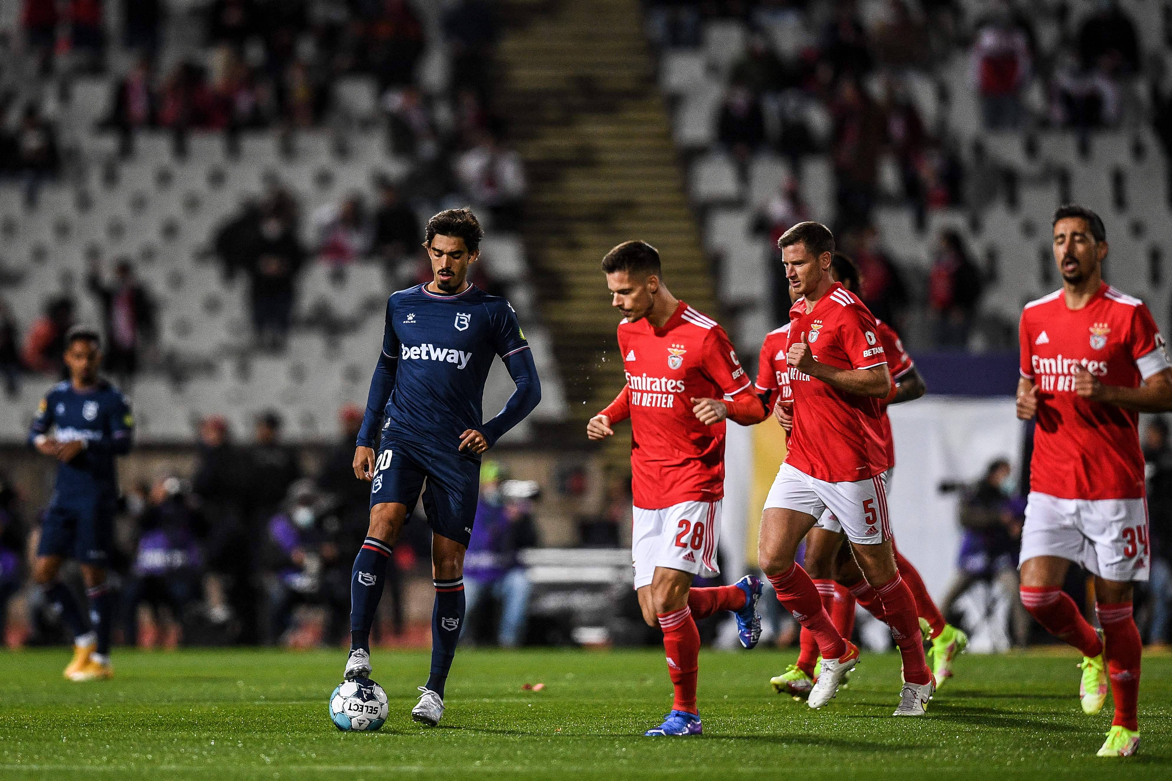 Olaylı Belenenses-Benfica maçından Omicron varyantı çıktı