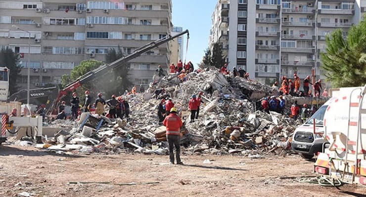 'Marmara depreminin zamanı geldi' deyip anlattı: Fay hattında bulunan 110 ilçe