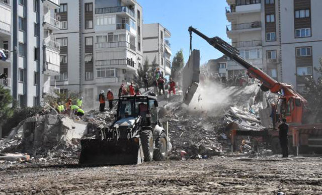 'Marmara depreminin zamanı geldi' deyip anlattı: Fay hattında bulunan 110 ilçe