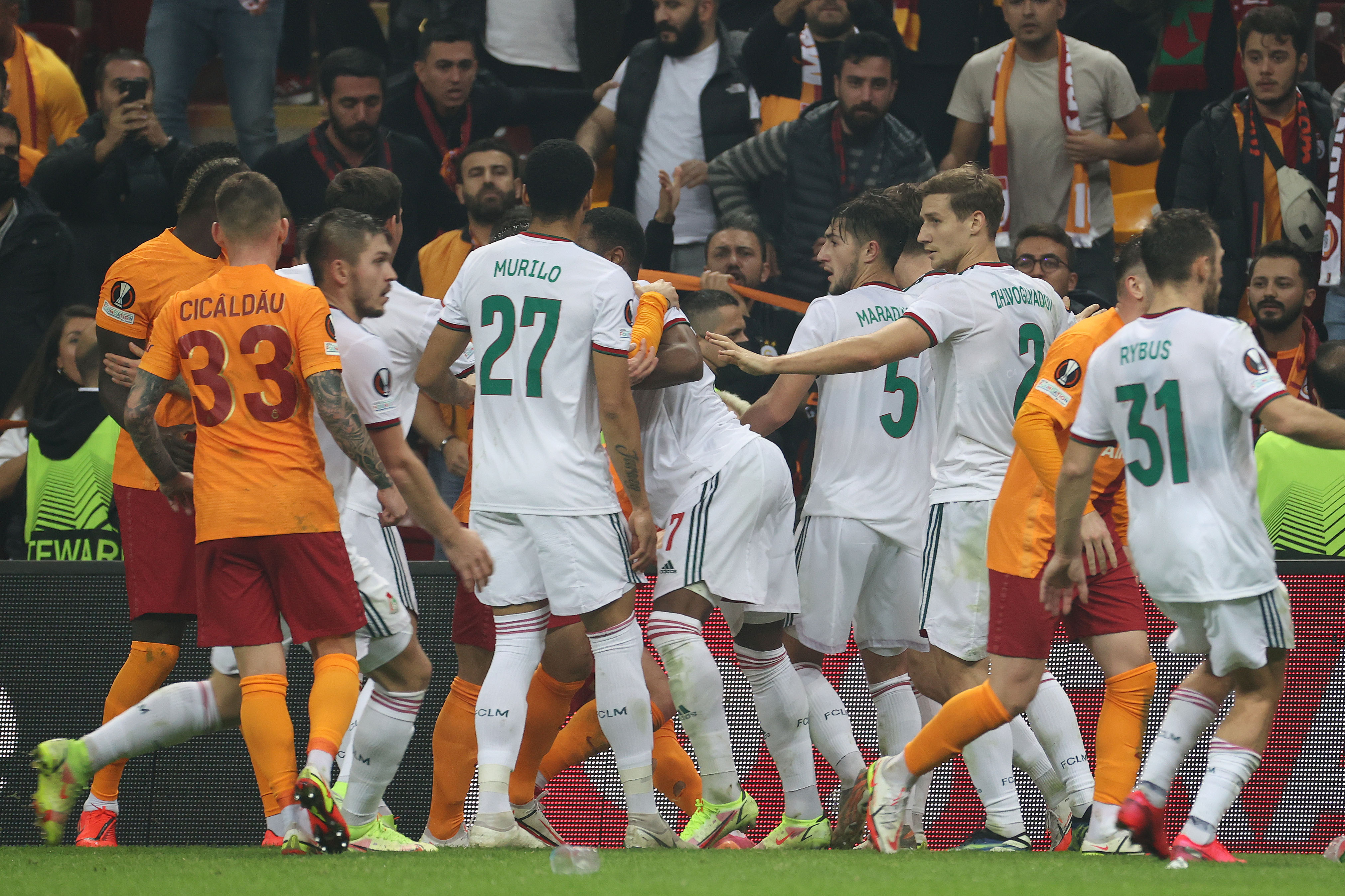 Galatasaray – Lokomotiv Moskova maçında kural hatası! Maç tekrarlanabilir