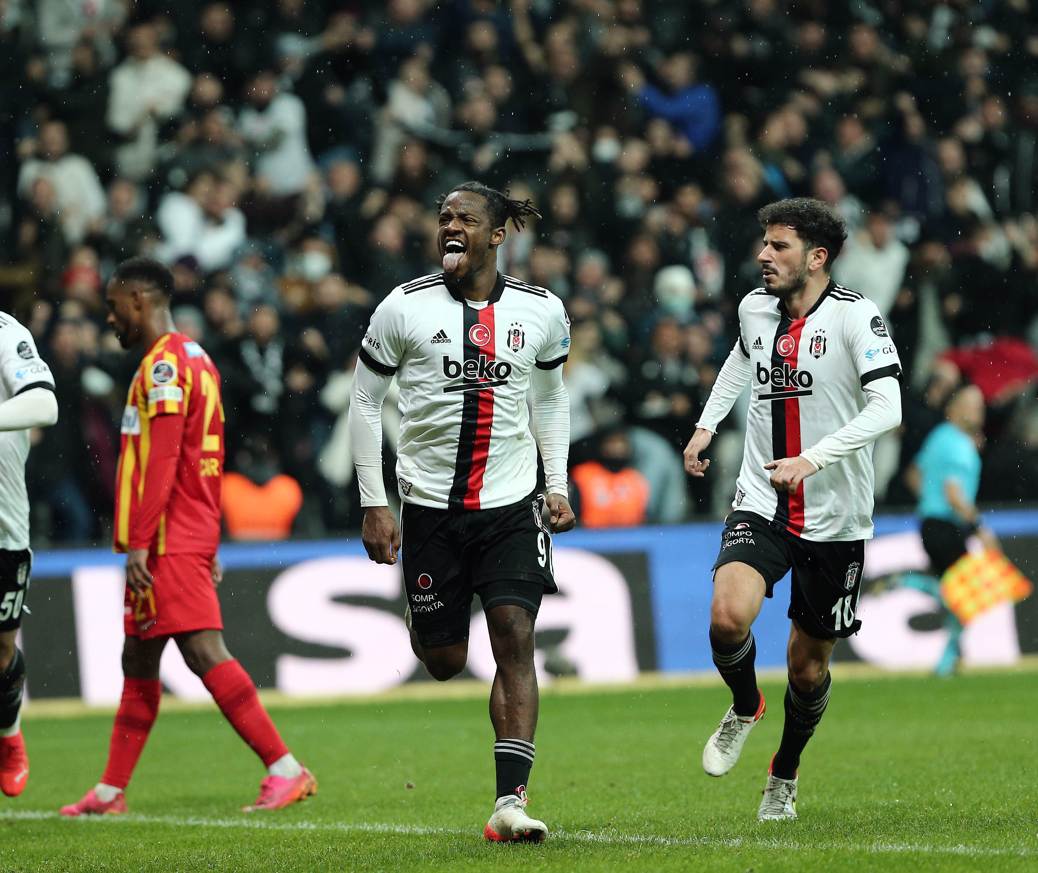 İlker Yağcıoğlu: Beşiktaş, derbiye de Önder Karaveli ile çıksın