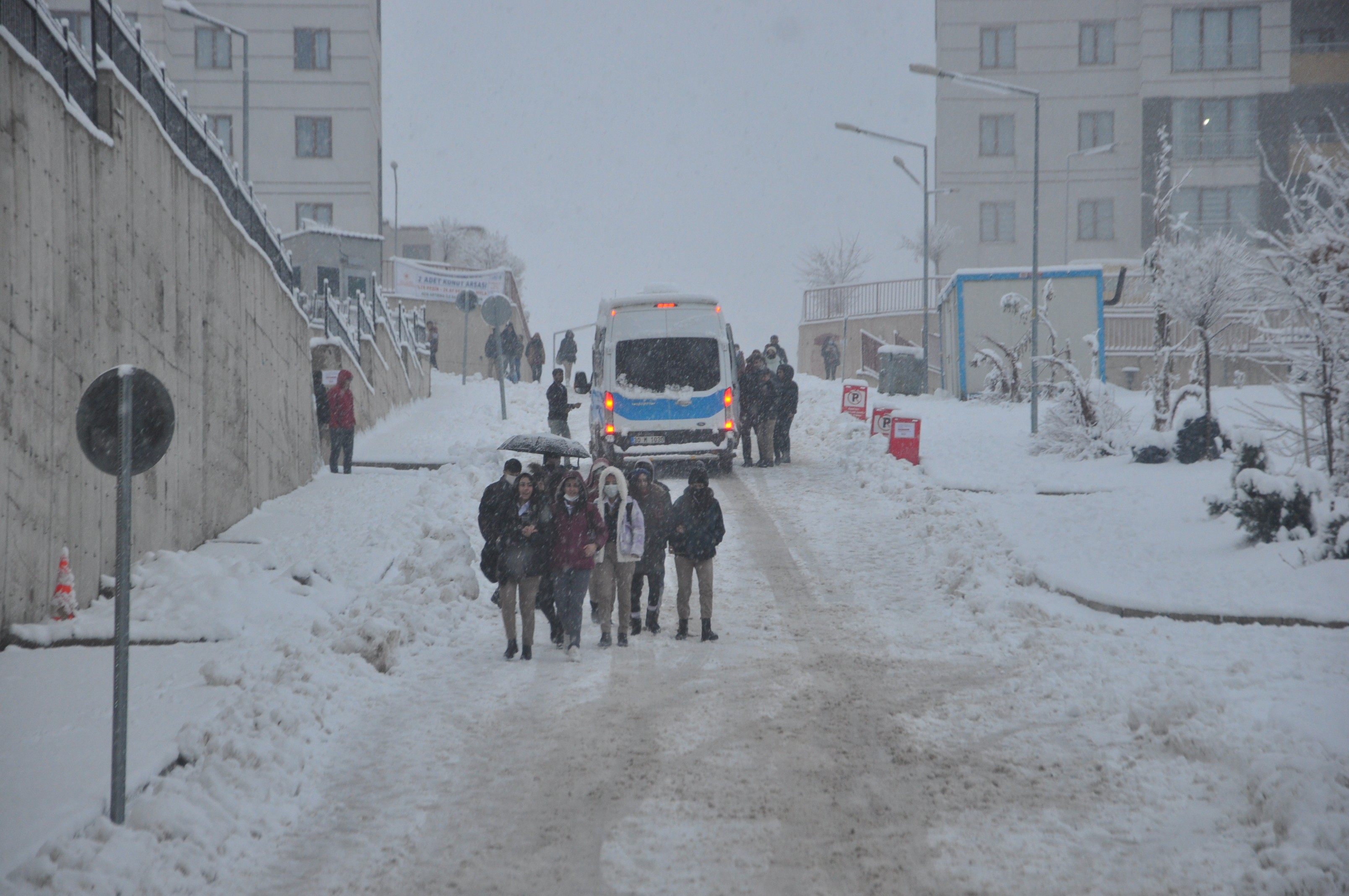 Kar, Güneydoğu'yu teslim aldı