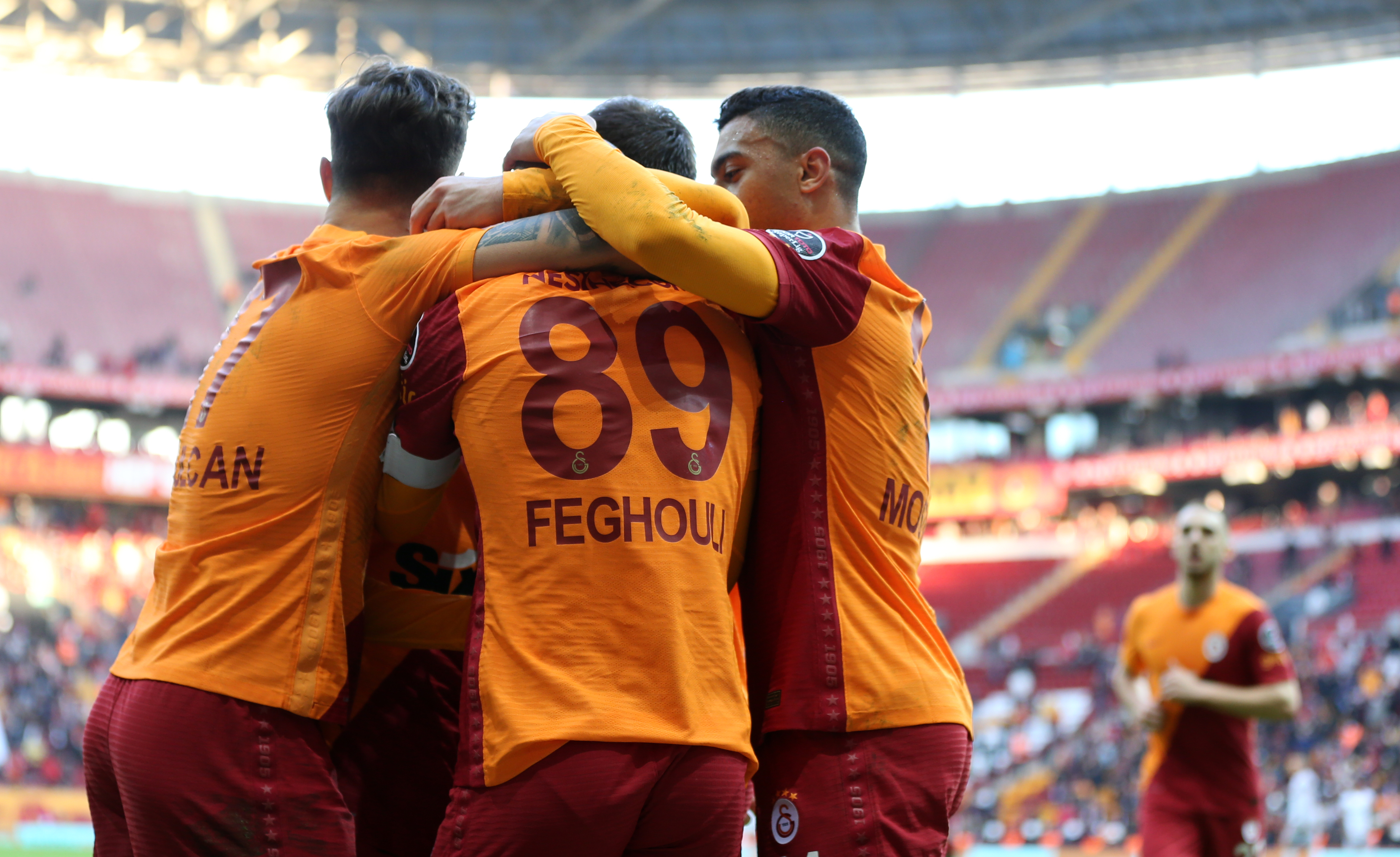 Galatasaray, Antalyaspor engelini 2 golle aştı! | Galatasaray 2-0 Antalyaspor