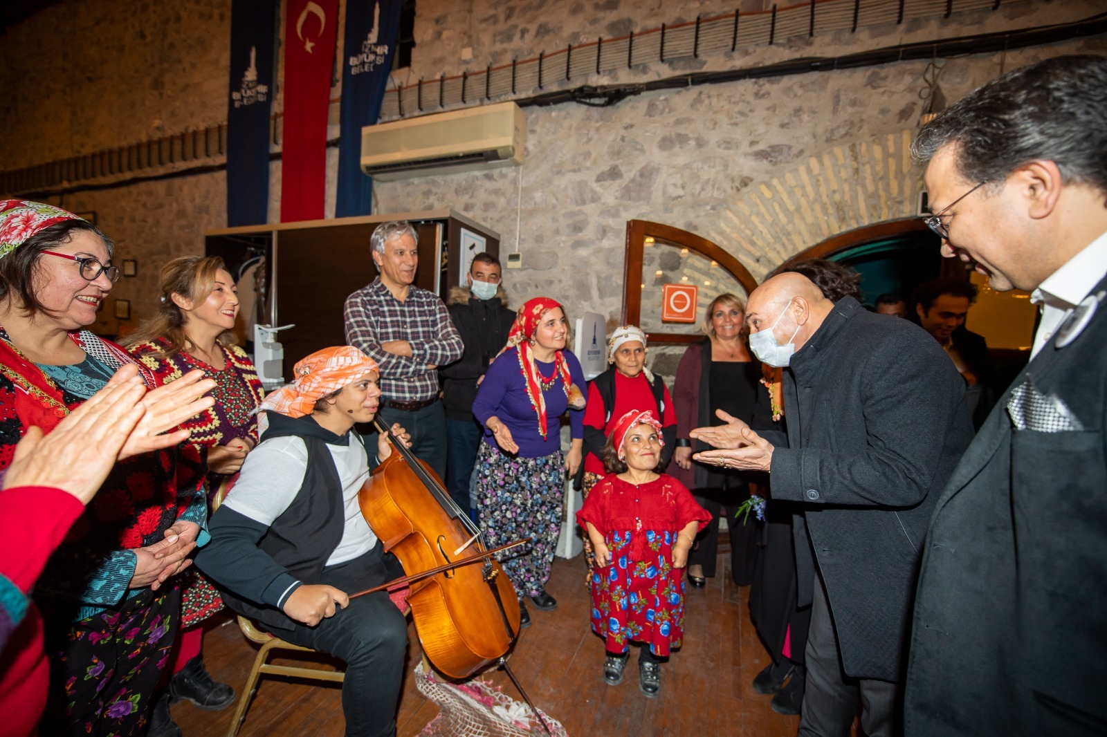 Türkiye’nin köy tiyatroları İzmir’de buluşacak