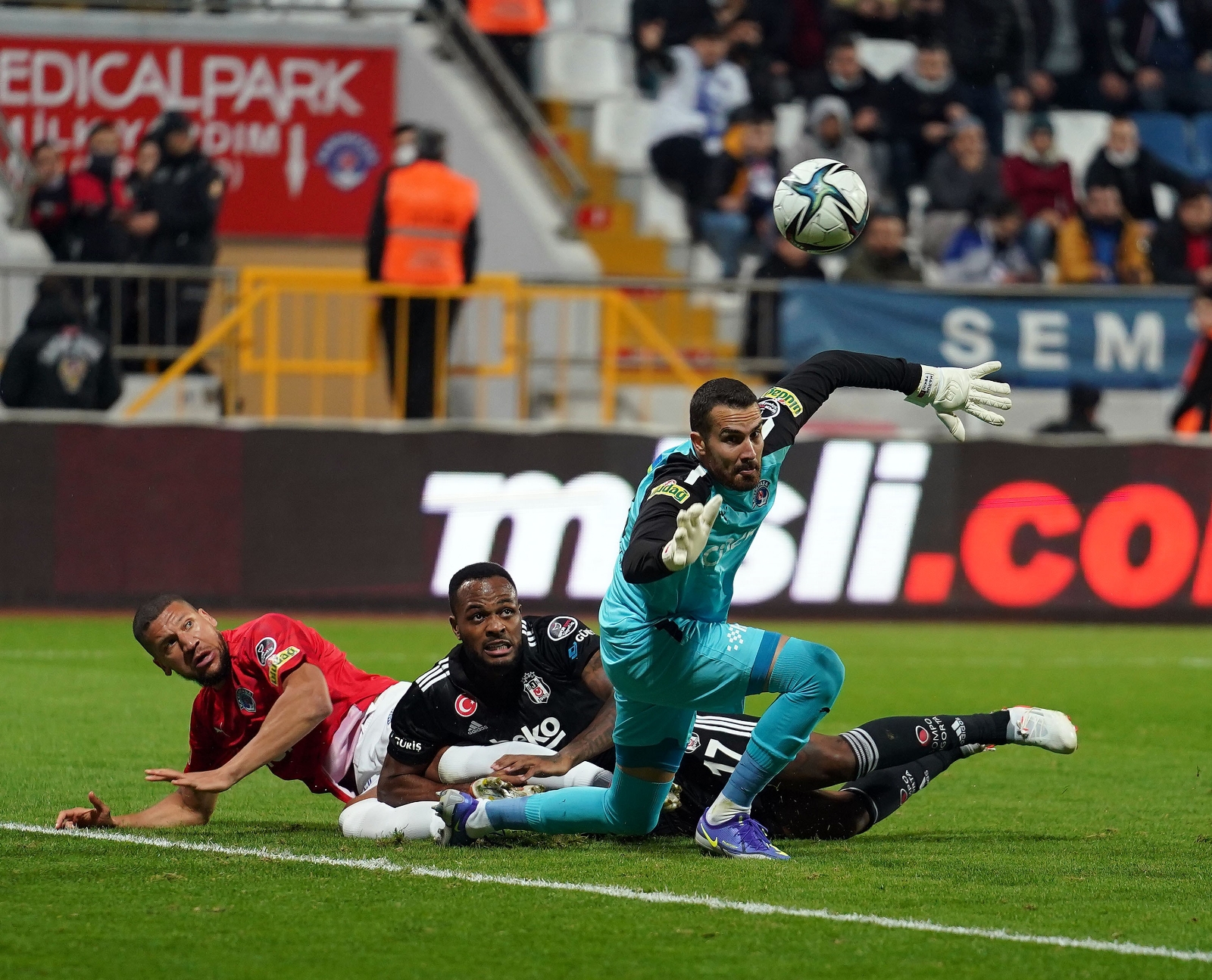 Kasımpaşa ile Beşiktaş yenişemedi! | Kasımpaşa 1-1 Beşiktaş