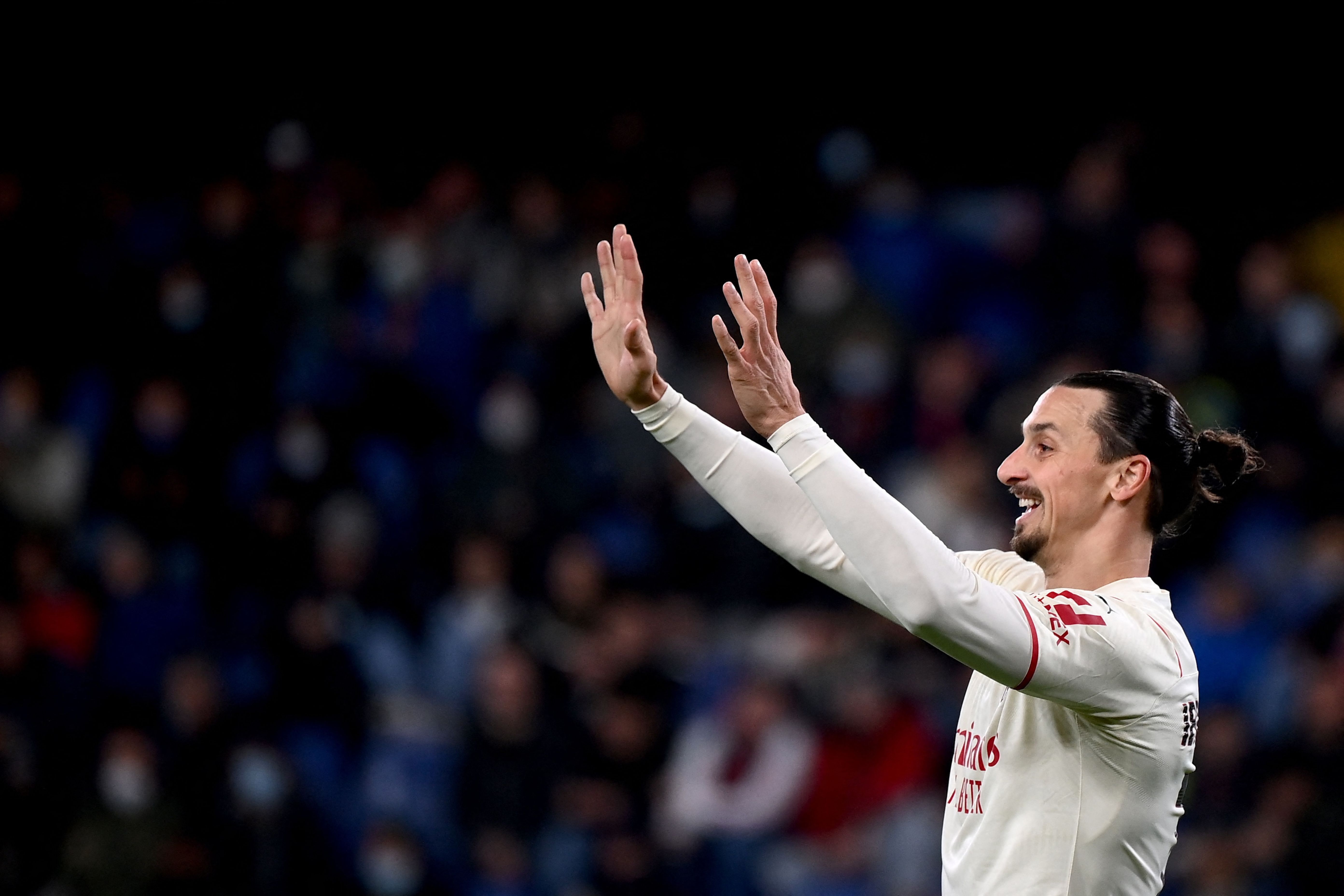 Ibrahimovic'ten Hakan Çalhanoğlu'na: Kimse istemiyordu, trajik bir durumdan faydalandı