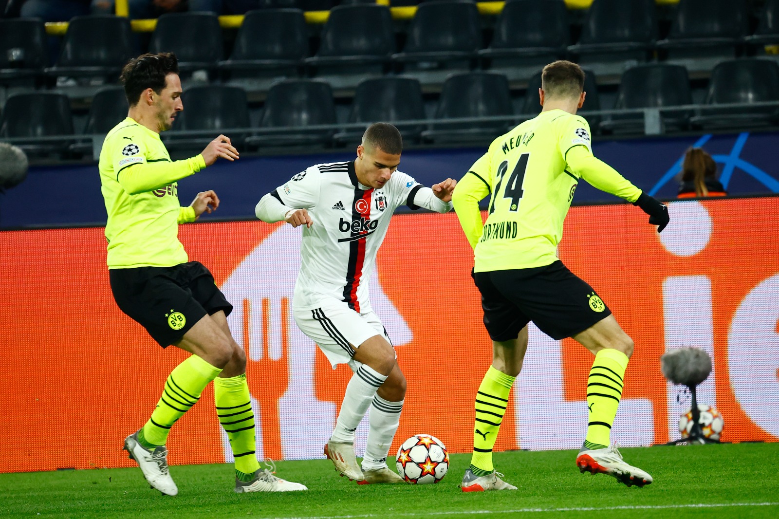 Beşiktaş'tan Şampiyonlar Ligi'ne 'çok farklı' veda! | Borussia Dortmund 5-0 Beşiktaş