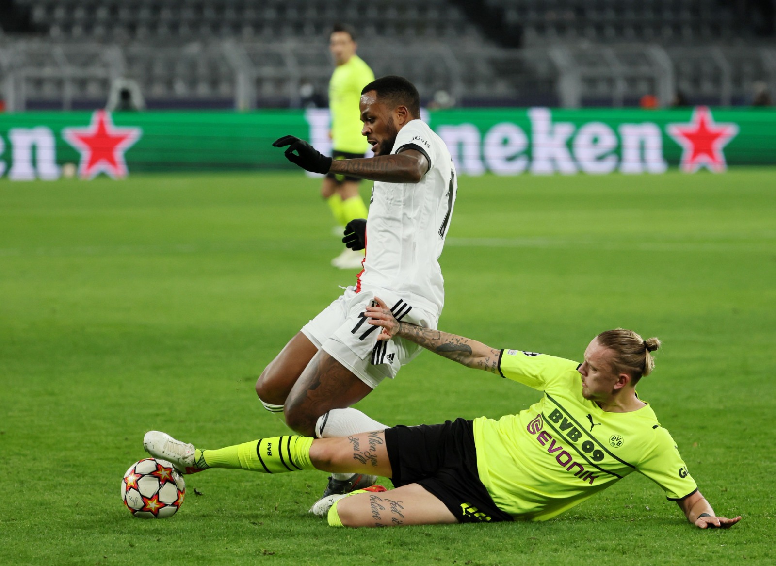 Beşiktaş'tan Şampiyonlar Ligi'ne 'çok farklı' veda! | Borussia Dortmund 5-0 Beşiktaş