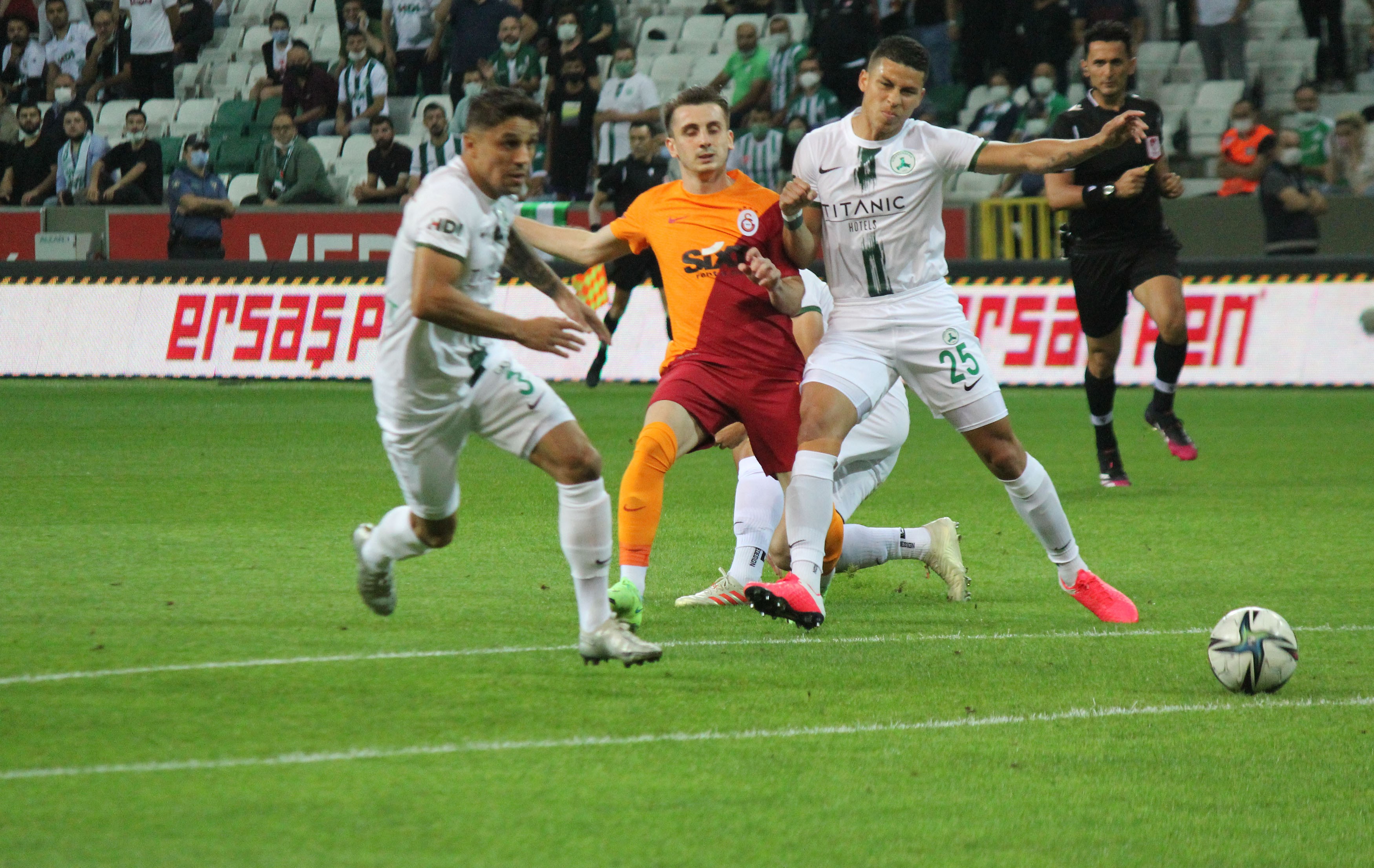 Galatasaray Giresunspor'u mağlup etti! Giresunspor 0-2 Galatasaray