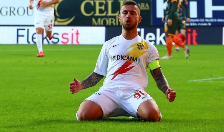 Süper Lig'in ilk haftasında 26 golün 24'ü yabancılardan