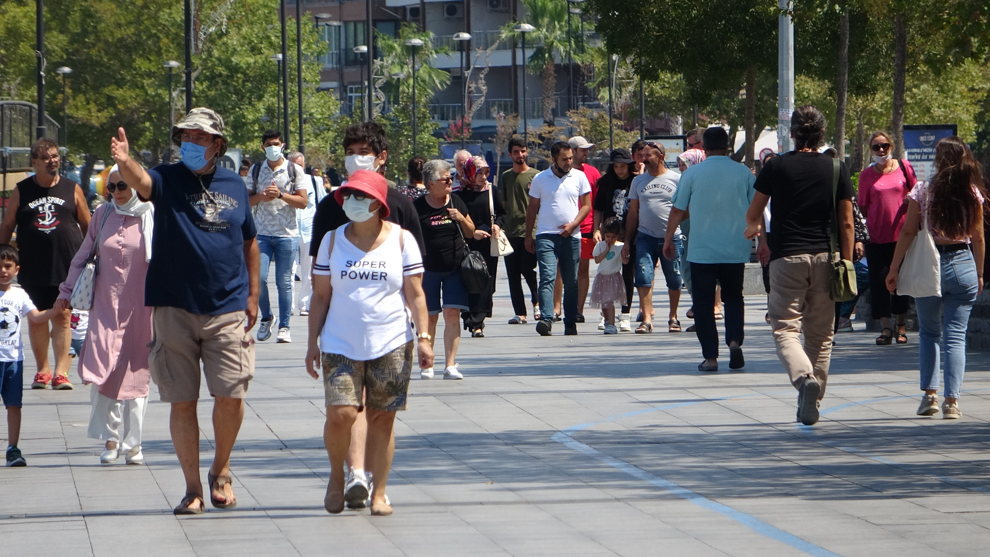 Koronavirüs Bilim Kurulu bugün toplanıyor: Aşı olmayanlara kısıtlama gelecek mi?