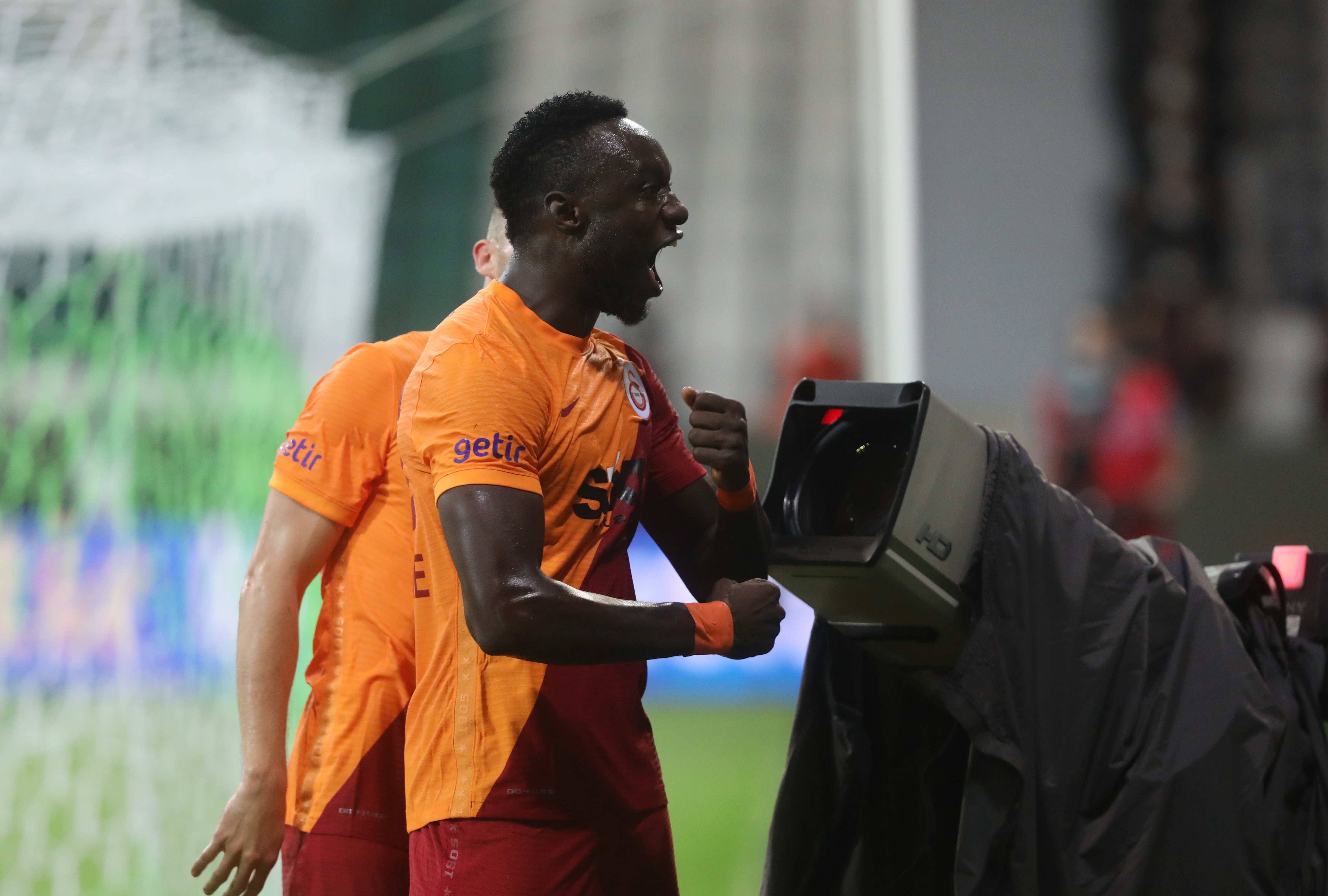 Mbaye Diagne'den çağrı: Aşı olun