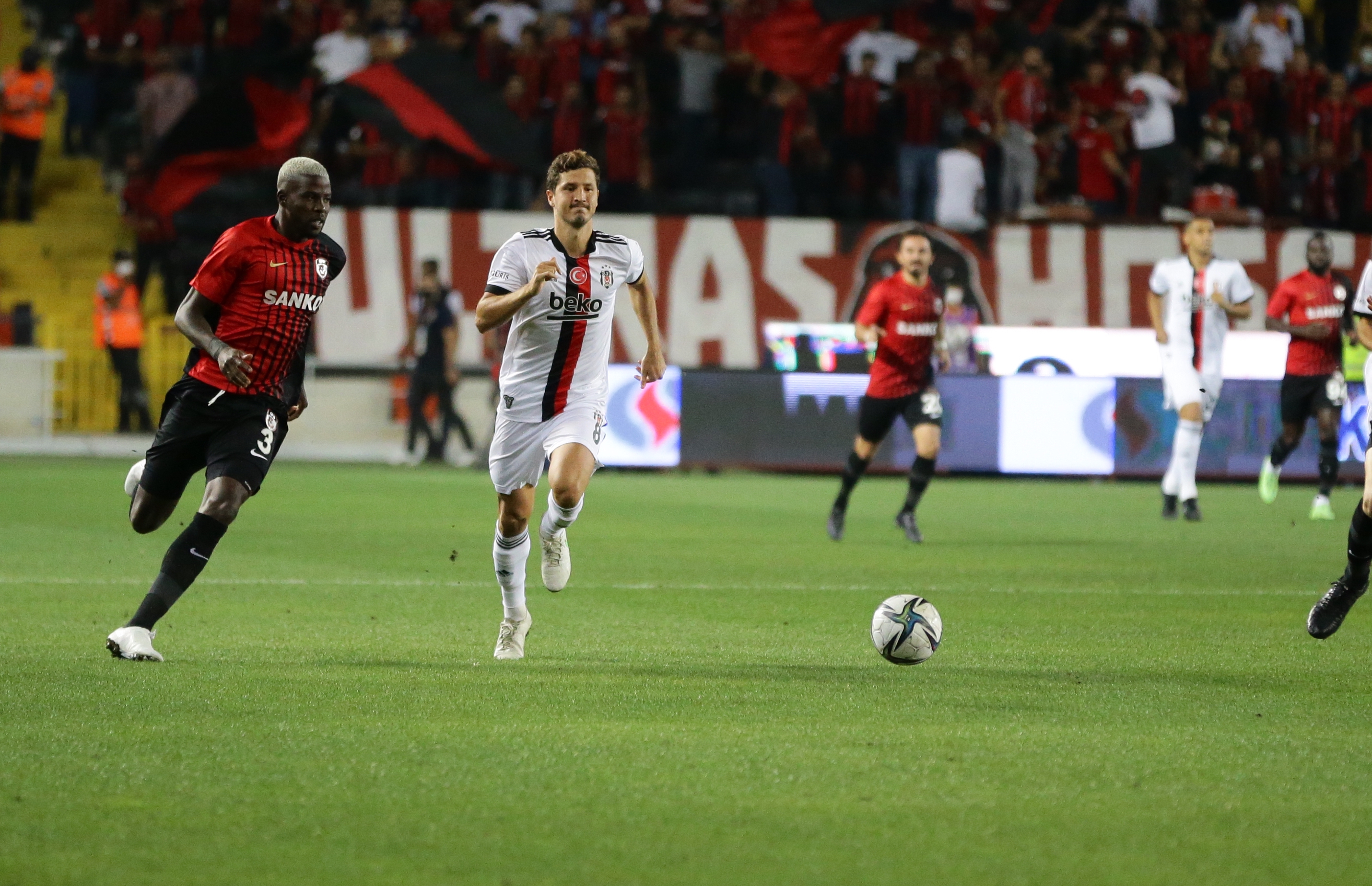 Beşiktaş Gaziantep'e takıldı | 0-0