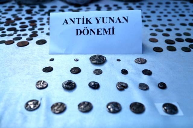 Adana'daki operasyonda çete liderinin sağ kolu emekli polis çıktı