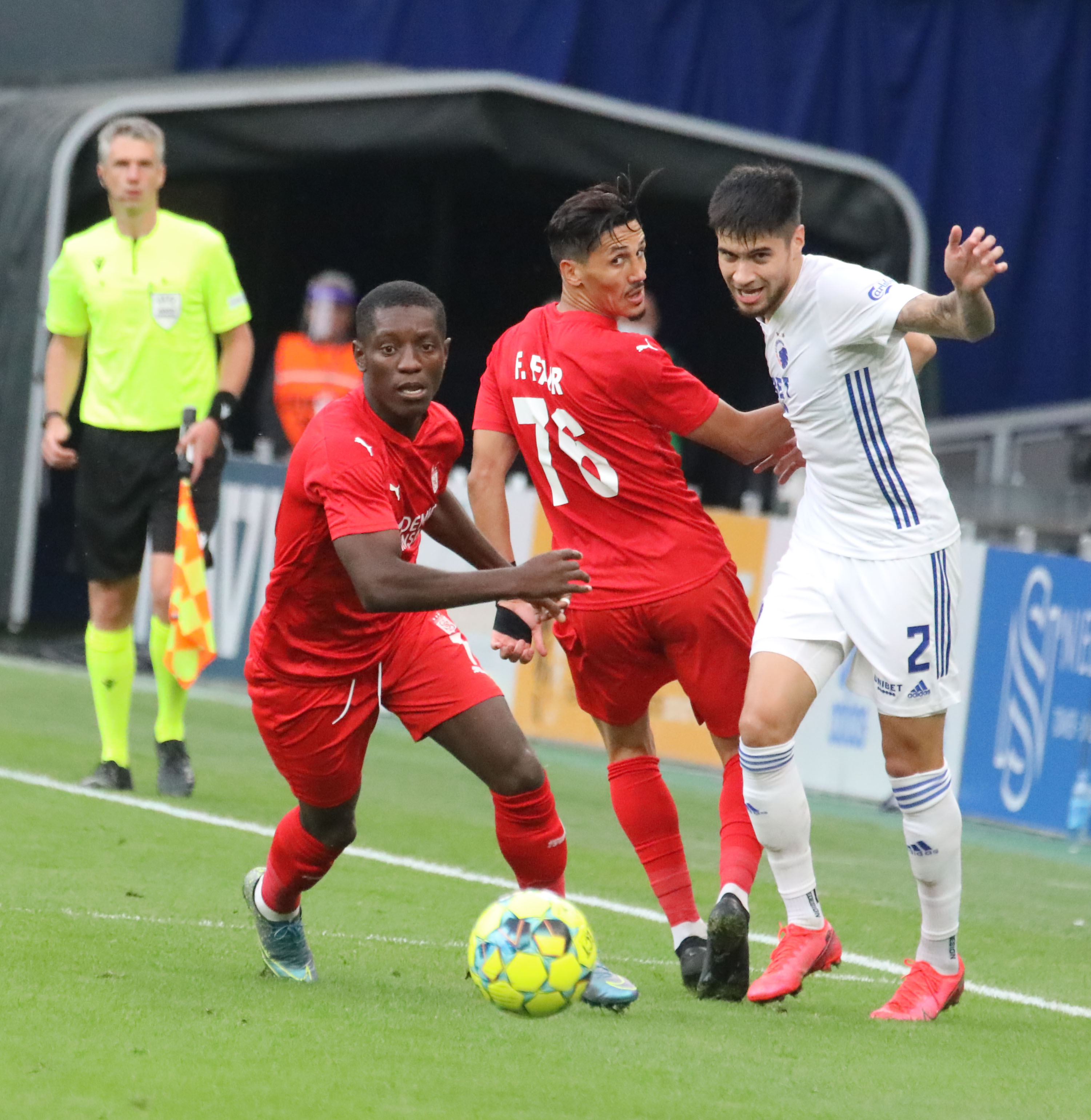 Sivasspor, UEFA Konferans Ligi'nde son turda elendi | 5-0