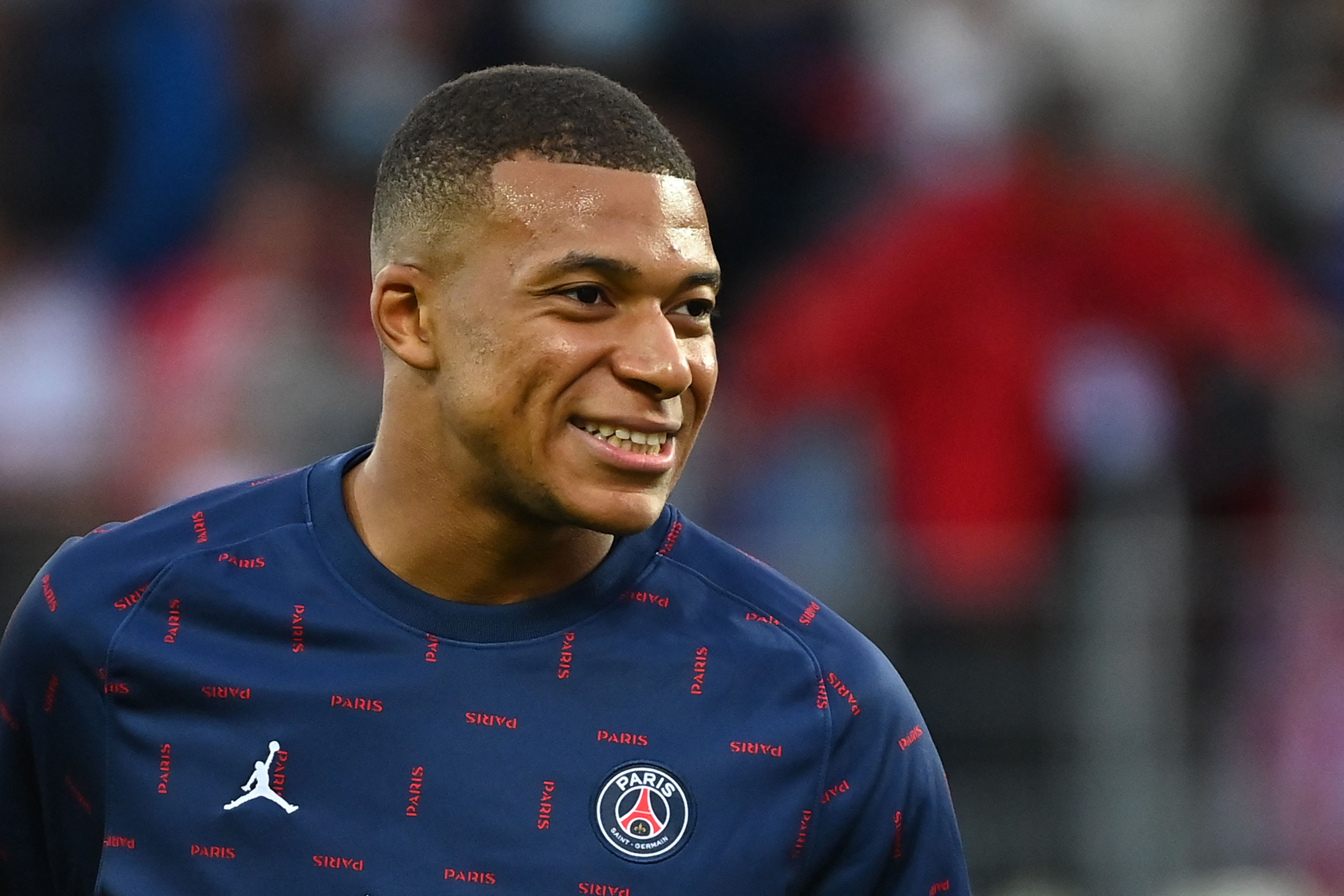 Kylian Mbappe, Real Madrid'e transfer oluyor